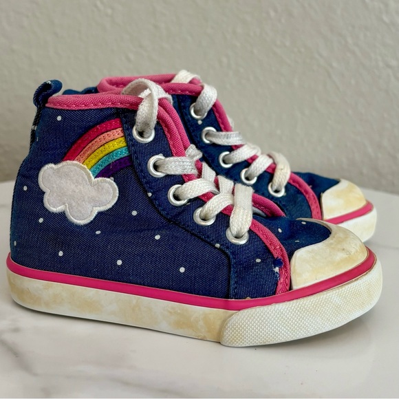 Toddler shoes (size-6) - Picture 2 of 10